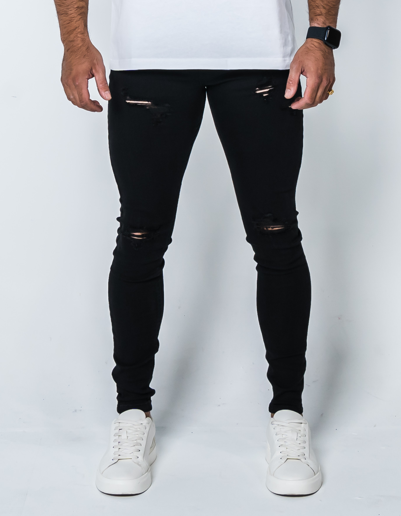 Black Fitted Ripped Jean