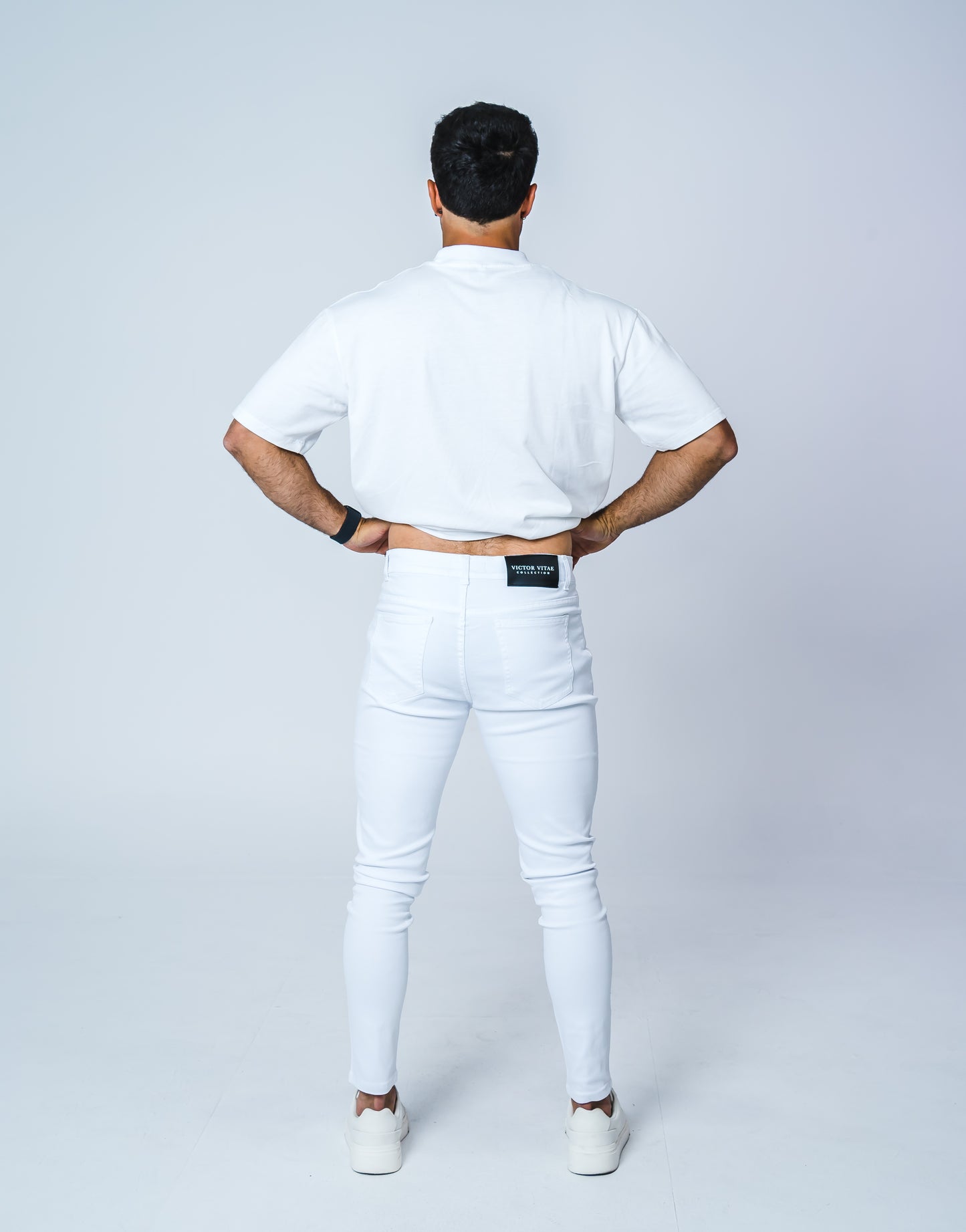 White Fitted Jean