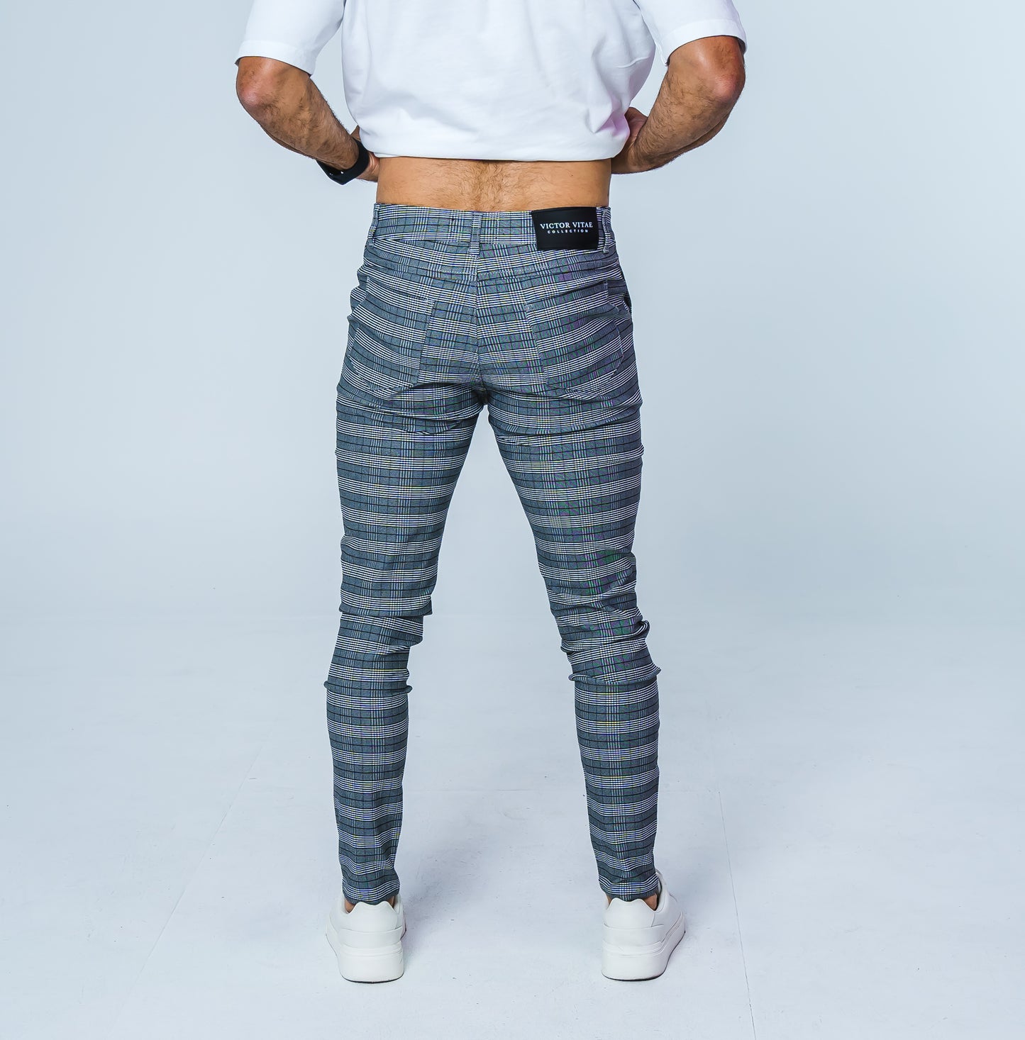 Dark Grey Checkered Fitted Chino