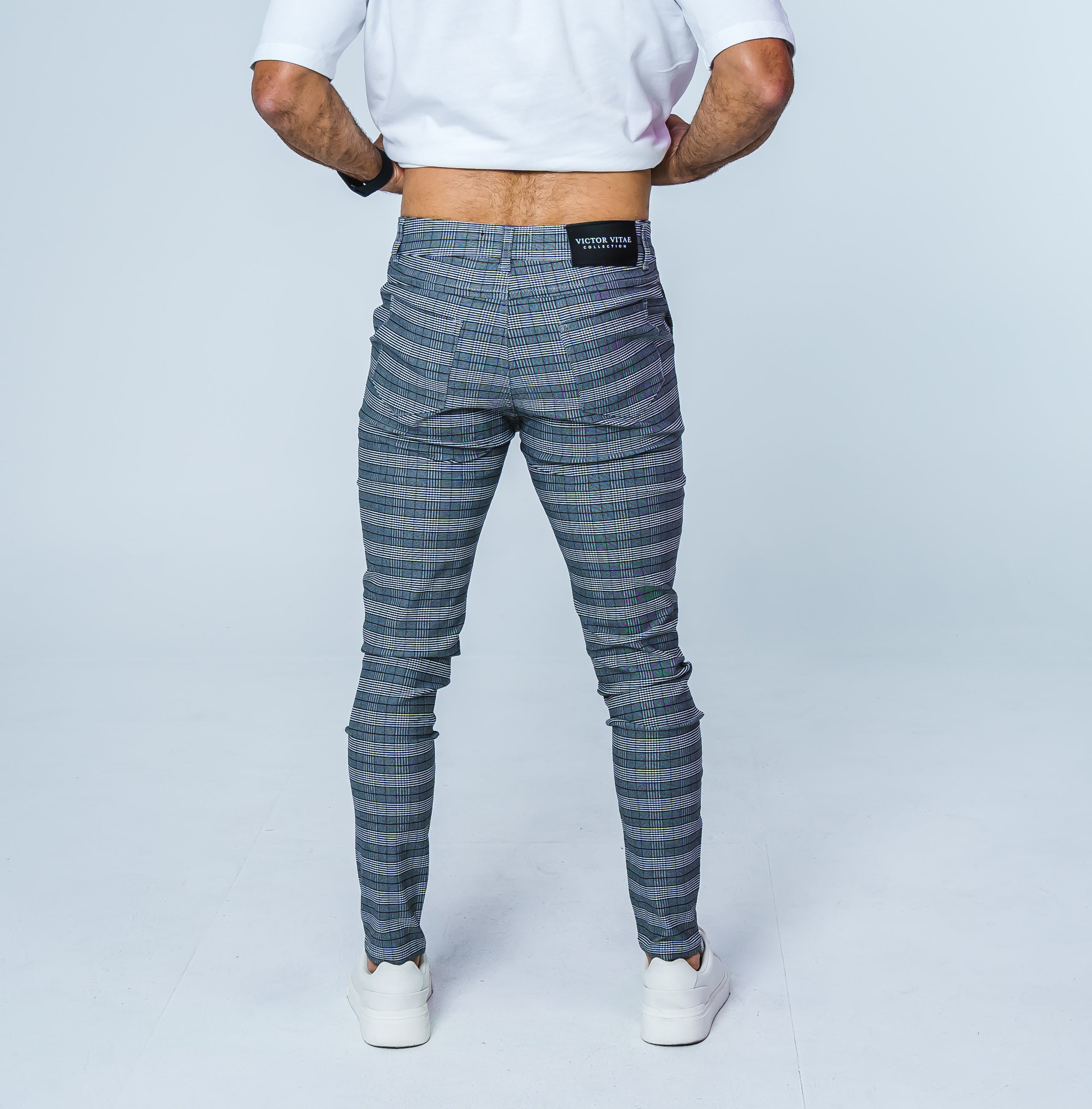 Dark Grey Checkered Fitted Chino